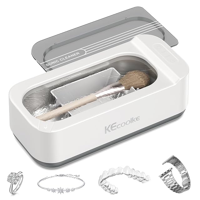 KECOOLKE SU-707A white compact ultrasonic cleaner with its grey lid raised
